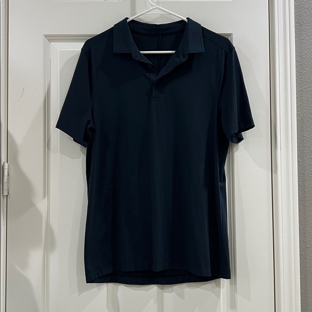 Lululemon Men’s Evolution Polo size medium